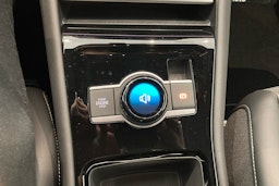 harmaa Volkswagen Tiguan 2025 kuva 18.