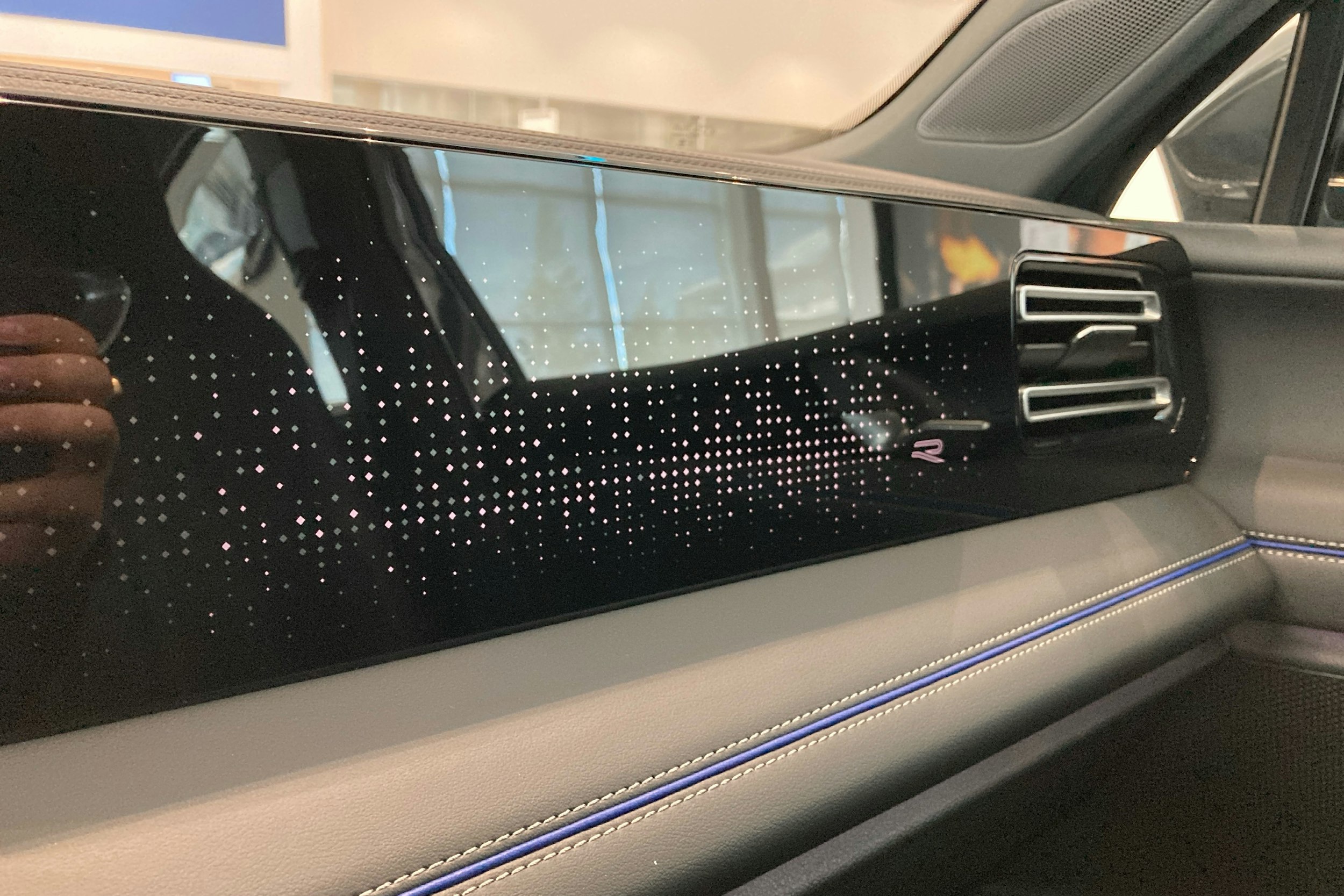 harmaa Volkswagen Tiguan 2025 kuva 19.