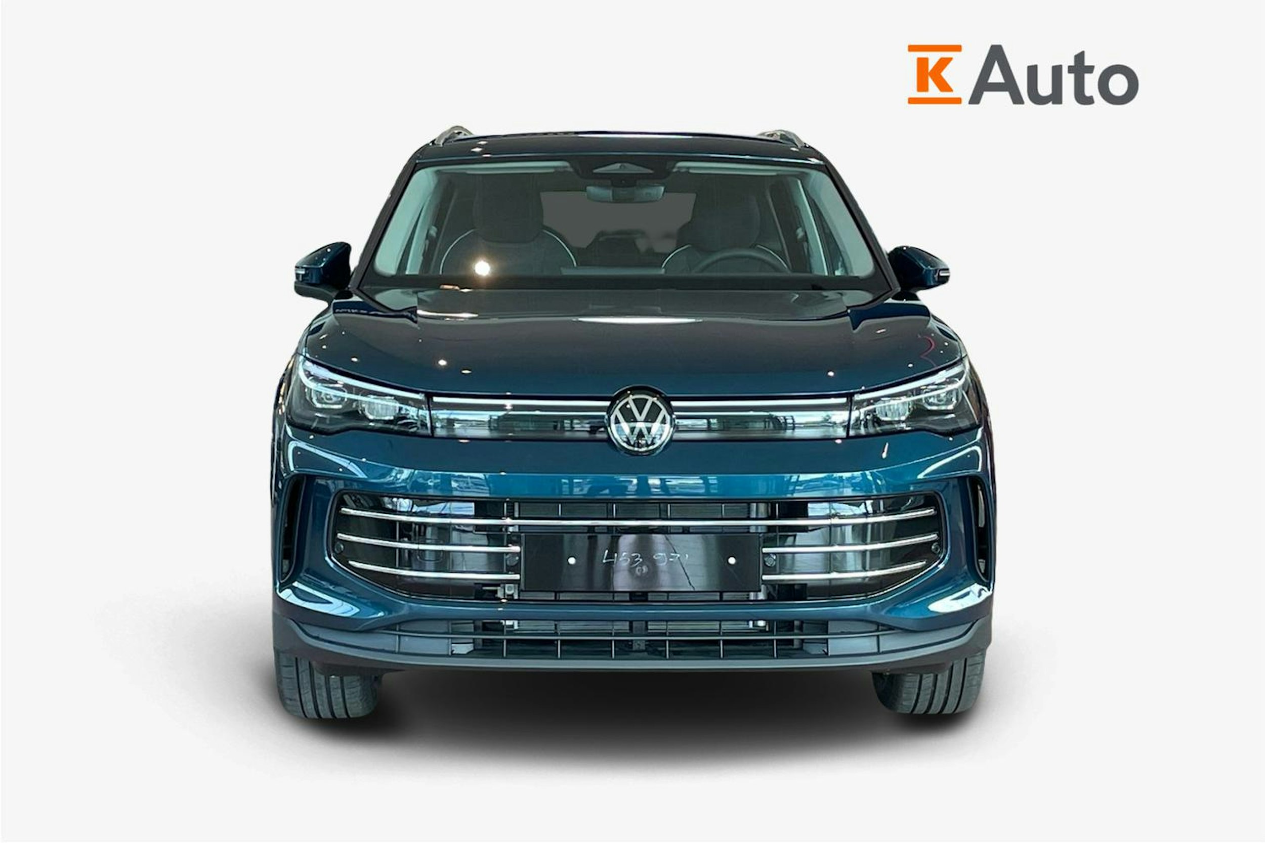 sininen Volkswagen Tiguan 2025 kuva 4.