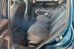 sininen Volkswagen Tiguan 2025 kuva 8.