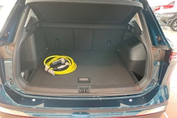 sininen Volkswagen Tiguan 2025 kuva 11.