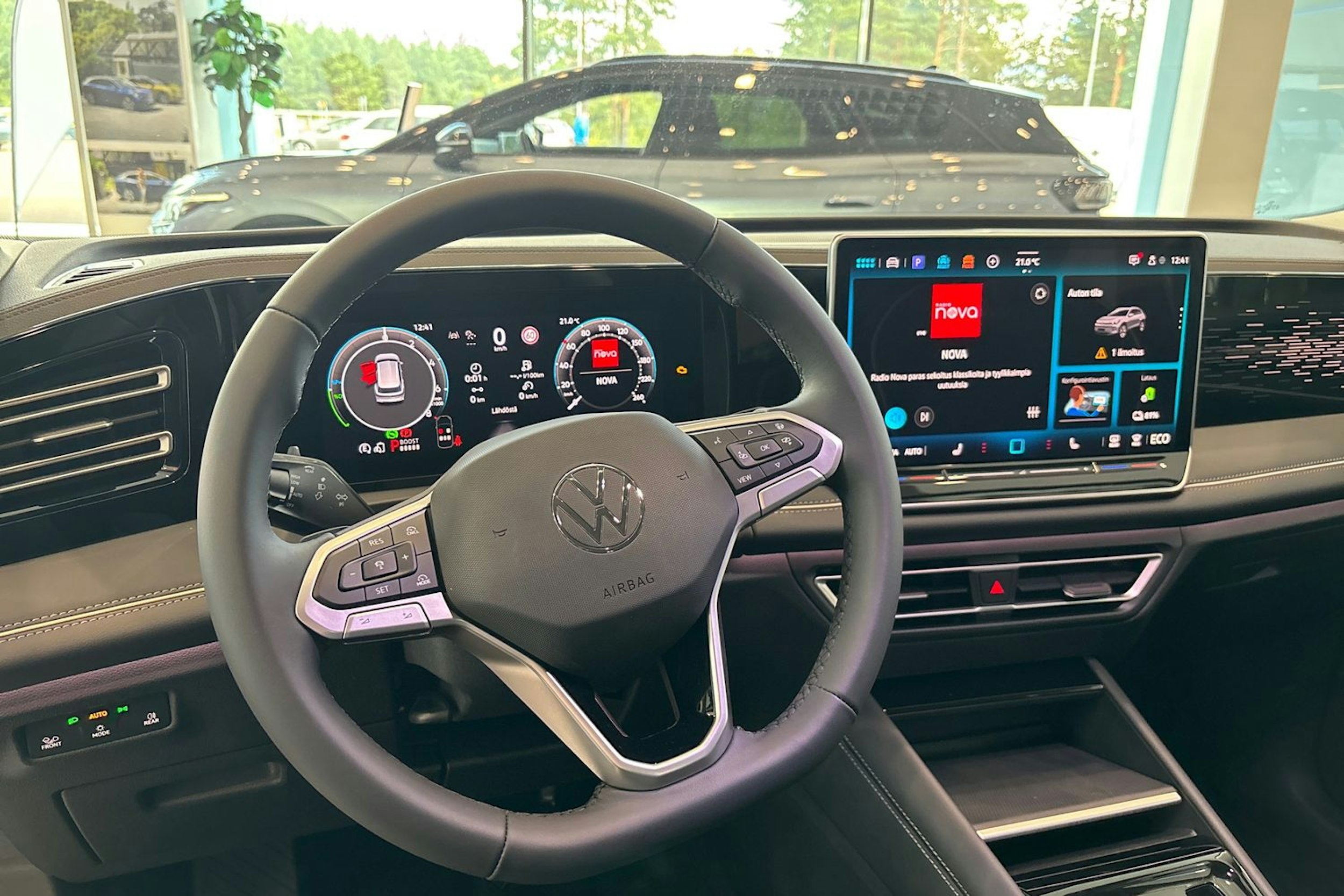 met. harmaa Volkswagen Tiguan 2025 kuva 15.