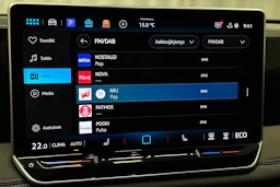 harmaa Volkswagen Tiguan 2025 kuva 20.