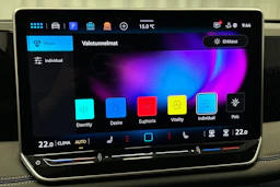 harmaa Volkswagen Tiguan 2025 kuva 30.