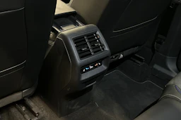 harmaa Volkswagen Tiguan 2025 kuva 36.