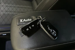 harmaa Volkswagen Tiguan 2025 kuva 40.