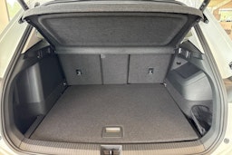 valkoinen Volkswagen Tiguan 2025 kuva 12.