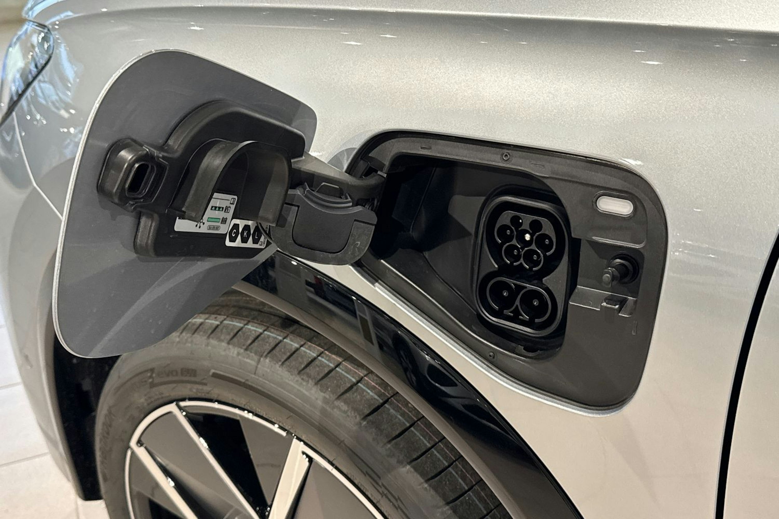 met. harmaa Volkswagen Tiguan 2026 kuva 11.