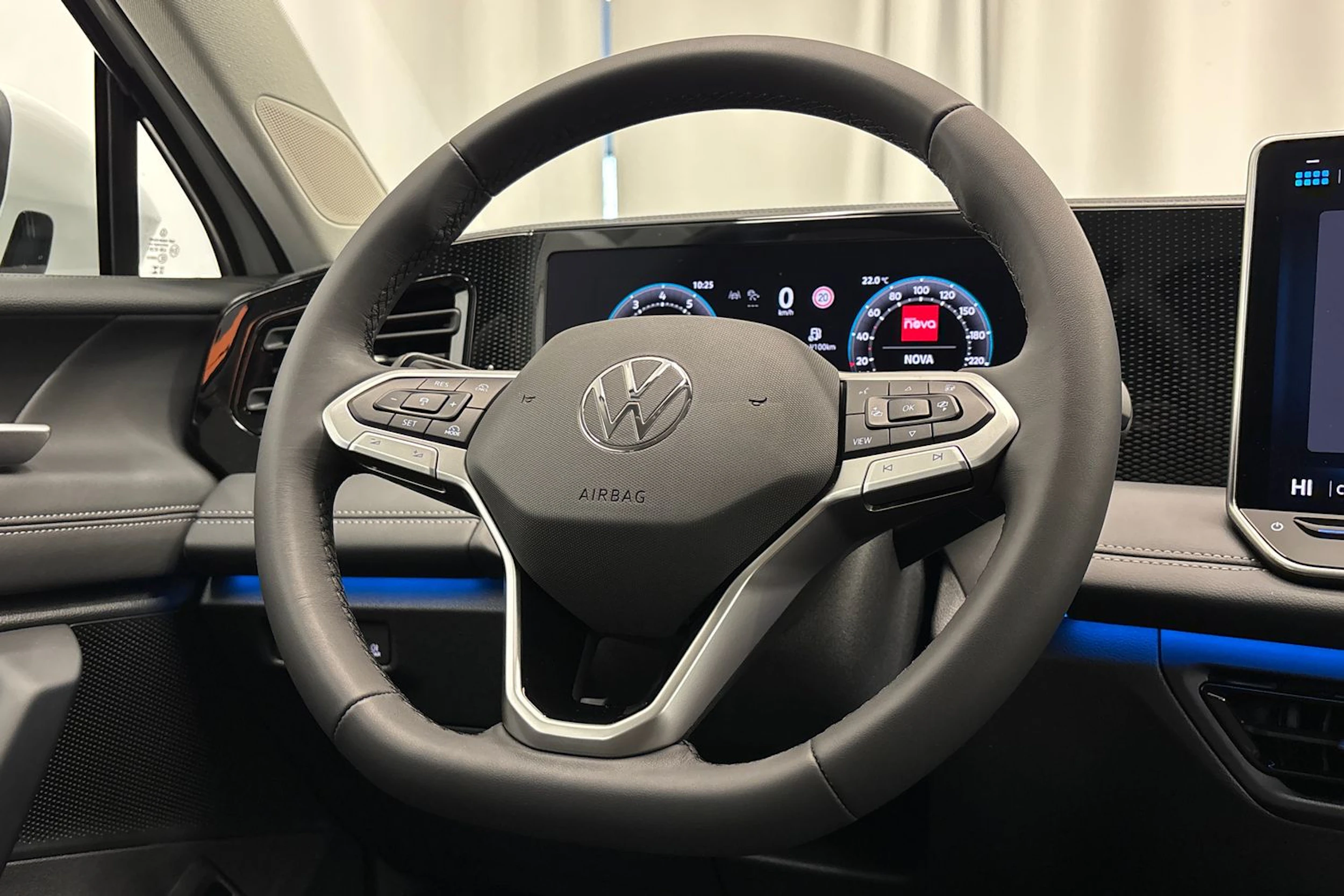 met. valkoinen Volkswagen Tiguan 2026 kuva 13.