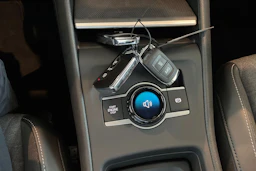 harmaa Volkswagen Tiguan 2026 kuva 12.