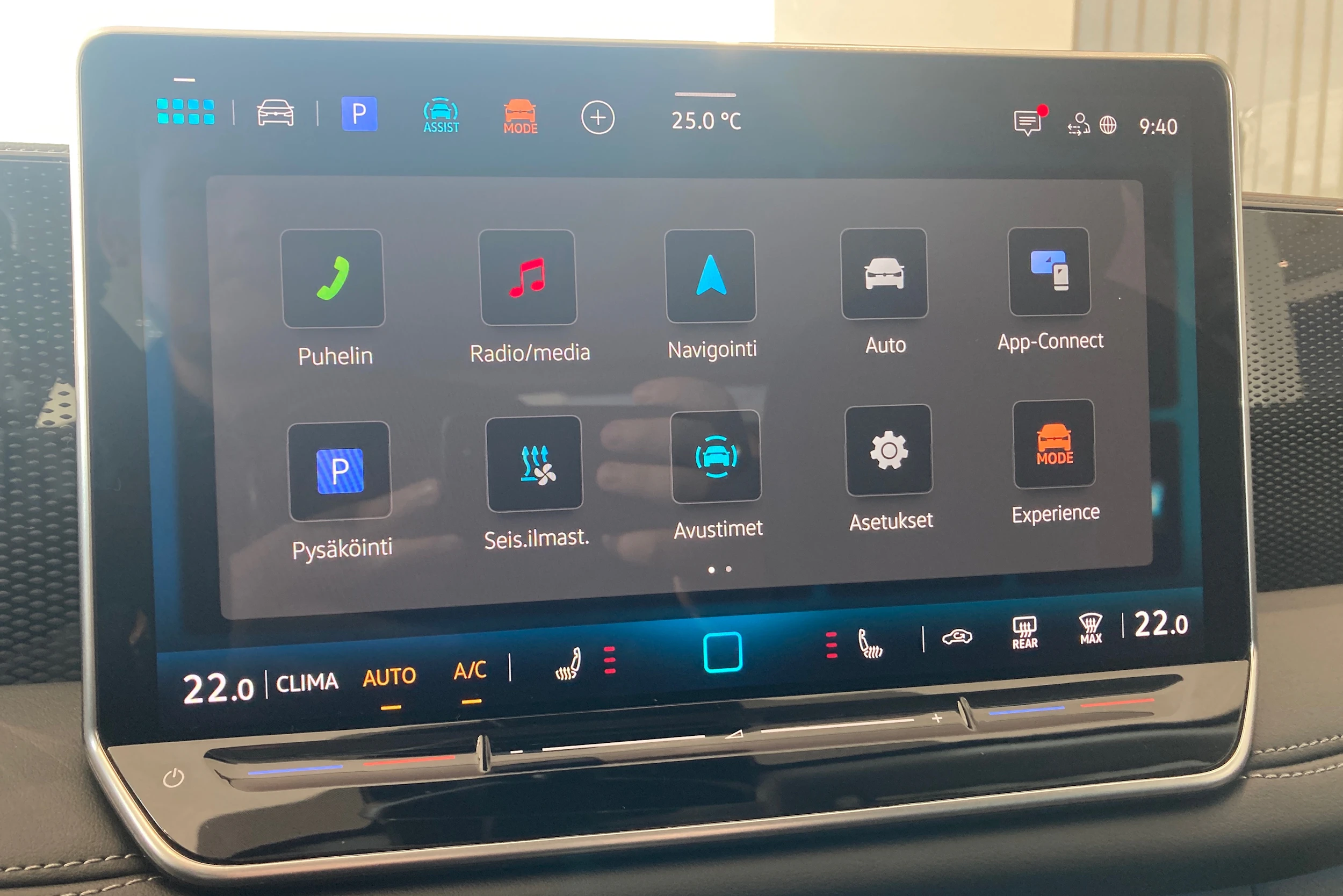 sininen Volkswagen Tiguan 2026 kuva 15.
