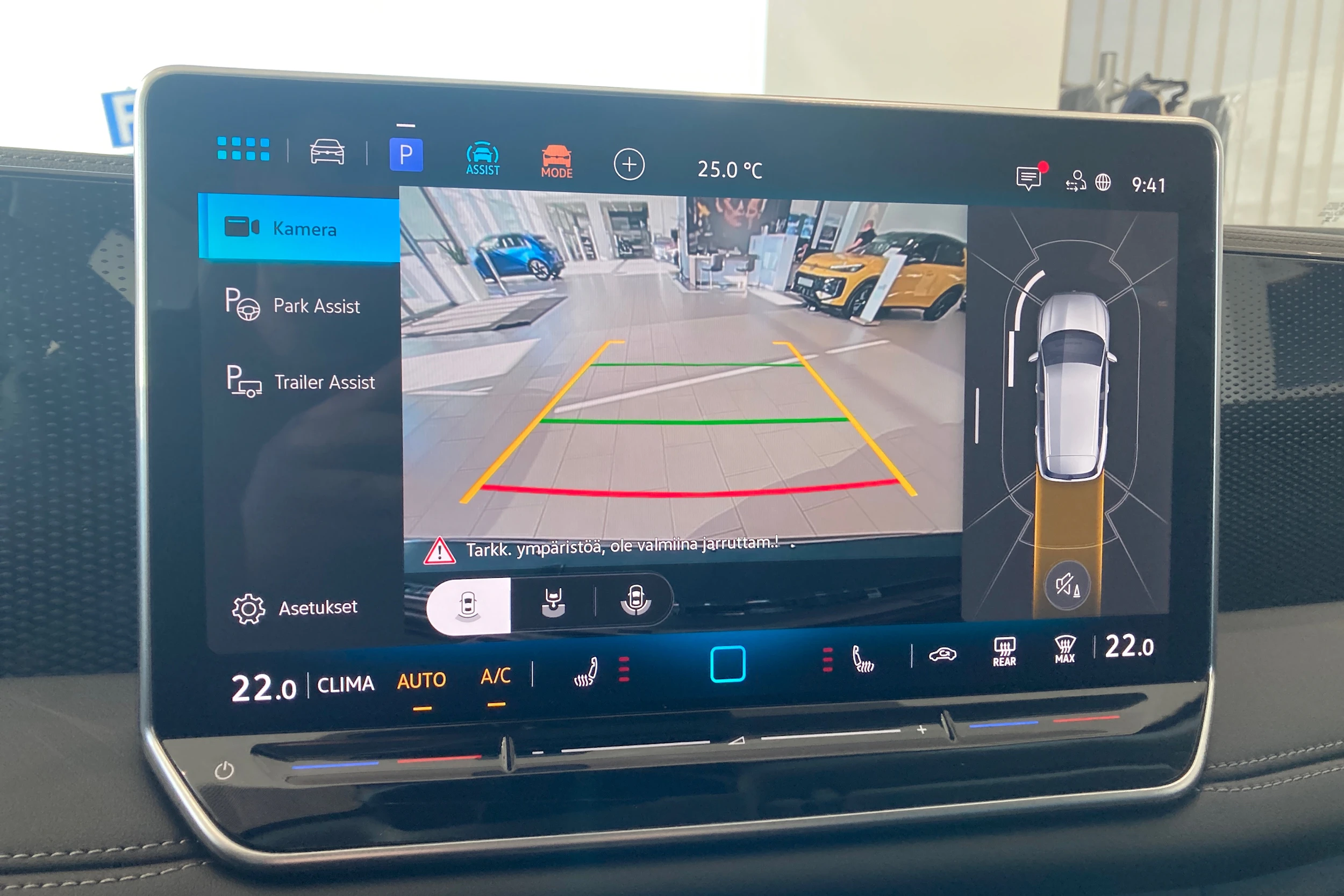 sininen Volkswagen Tiguan 2026 kuva 17.
