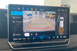 sininen Volkswagen Tiguan 2026 kuva 17.