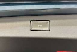 sininen Volkswagen Tiguan 2026 kuva 13.