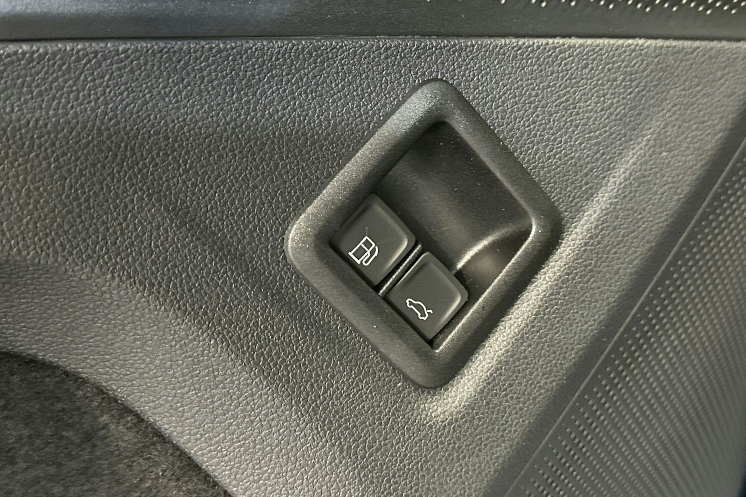 sininen Volkswagen Tiguan 2026 kuva 16.