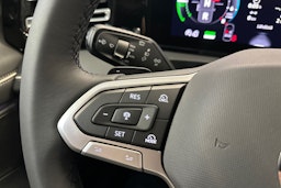 sininen Volkswagen Tiguan 2026 kuva 27.