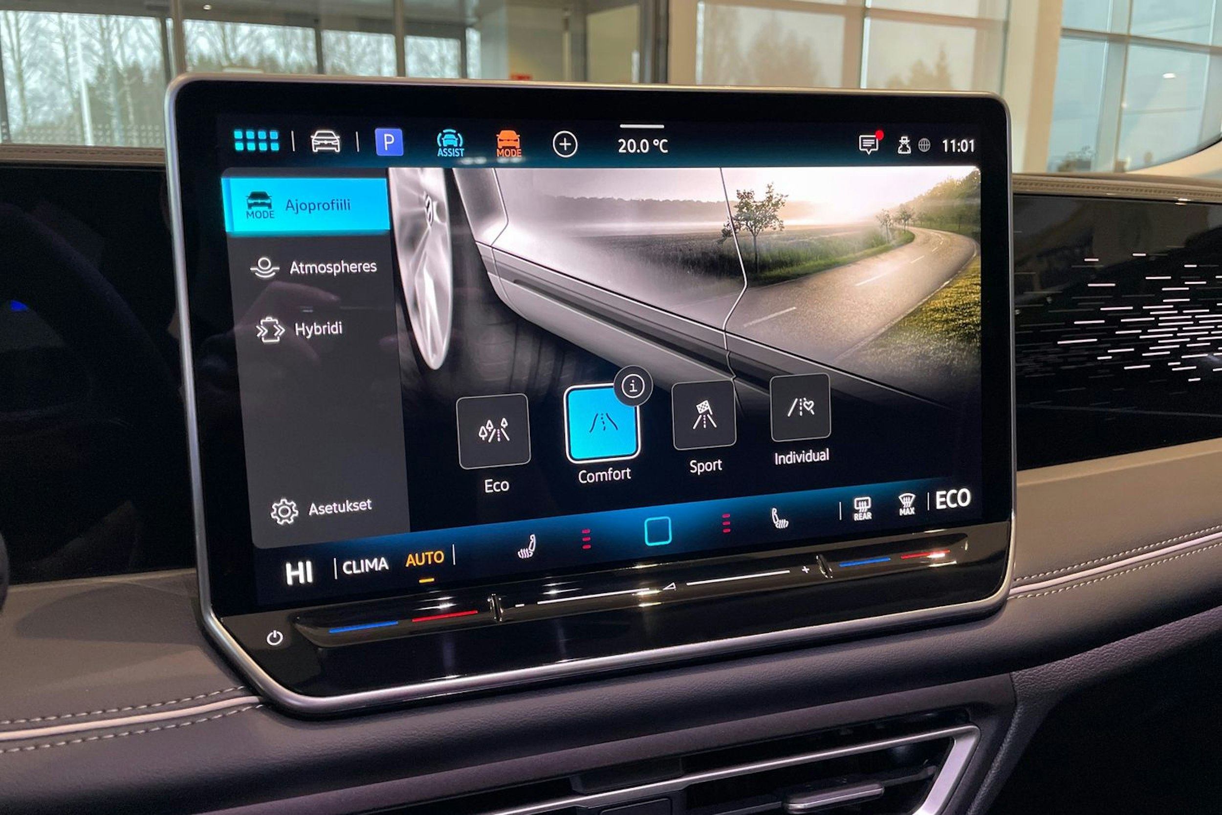 musta Volkswagen Tiguan 2026 kuva 13.