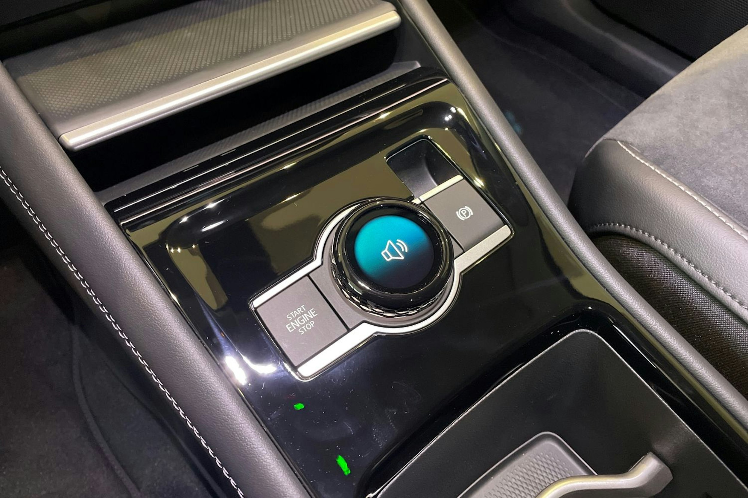 musta Volkswagen Tiguan 2026 kuva 14.