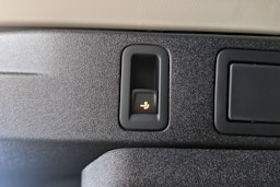 musta Volkswagen Tiguan 2026 kuva 12.
