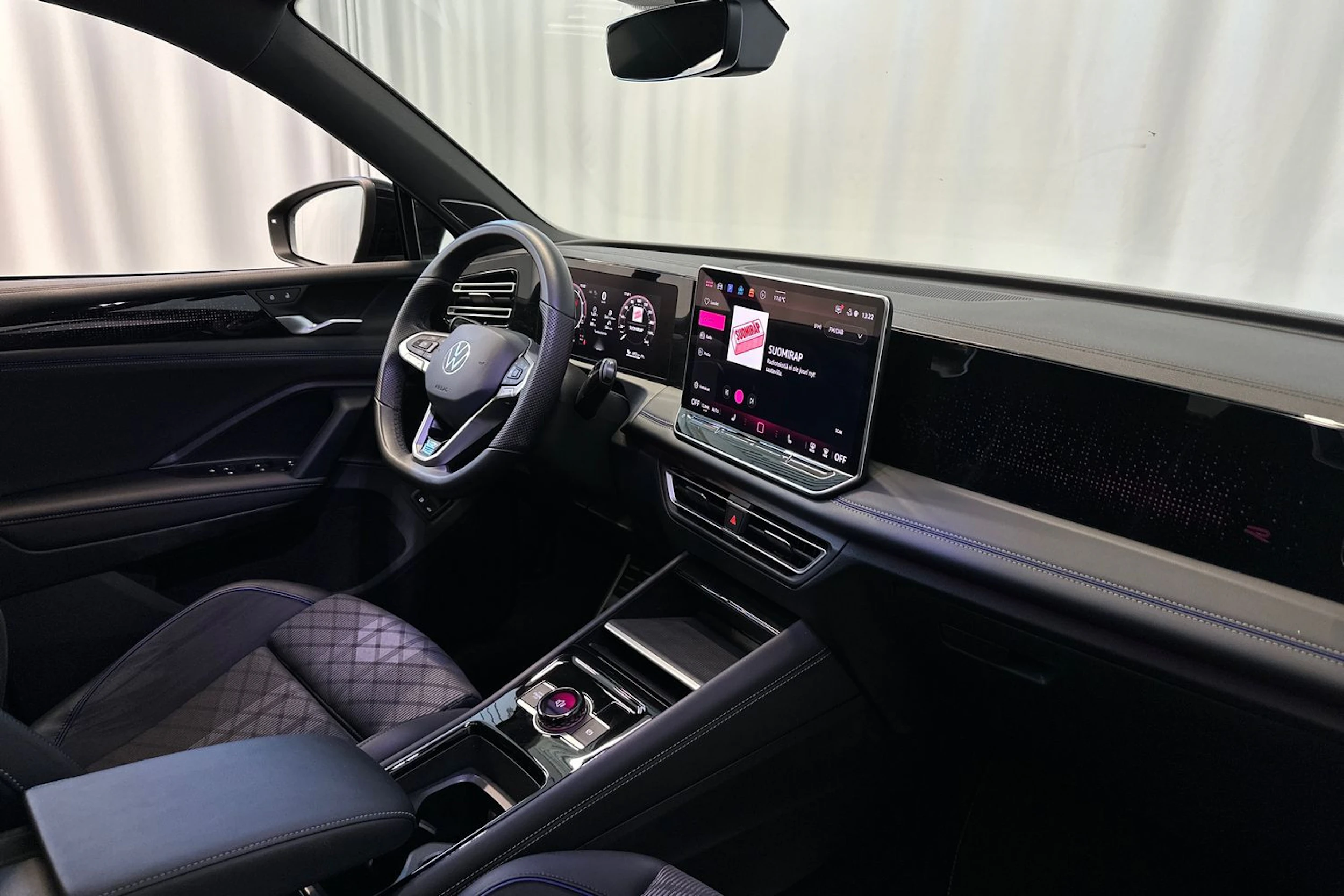 musta Volkswagen Tiguan 2026 kuva 12.