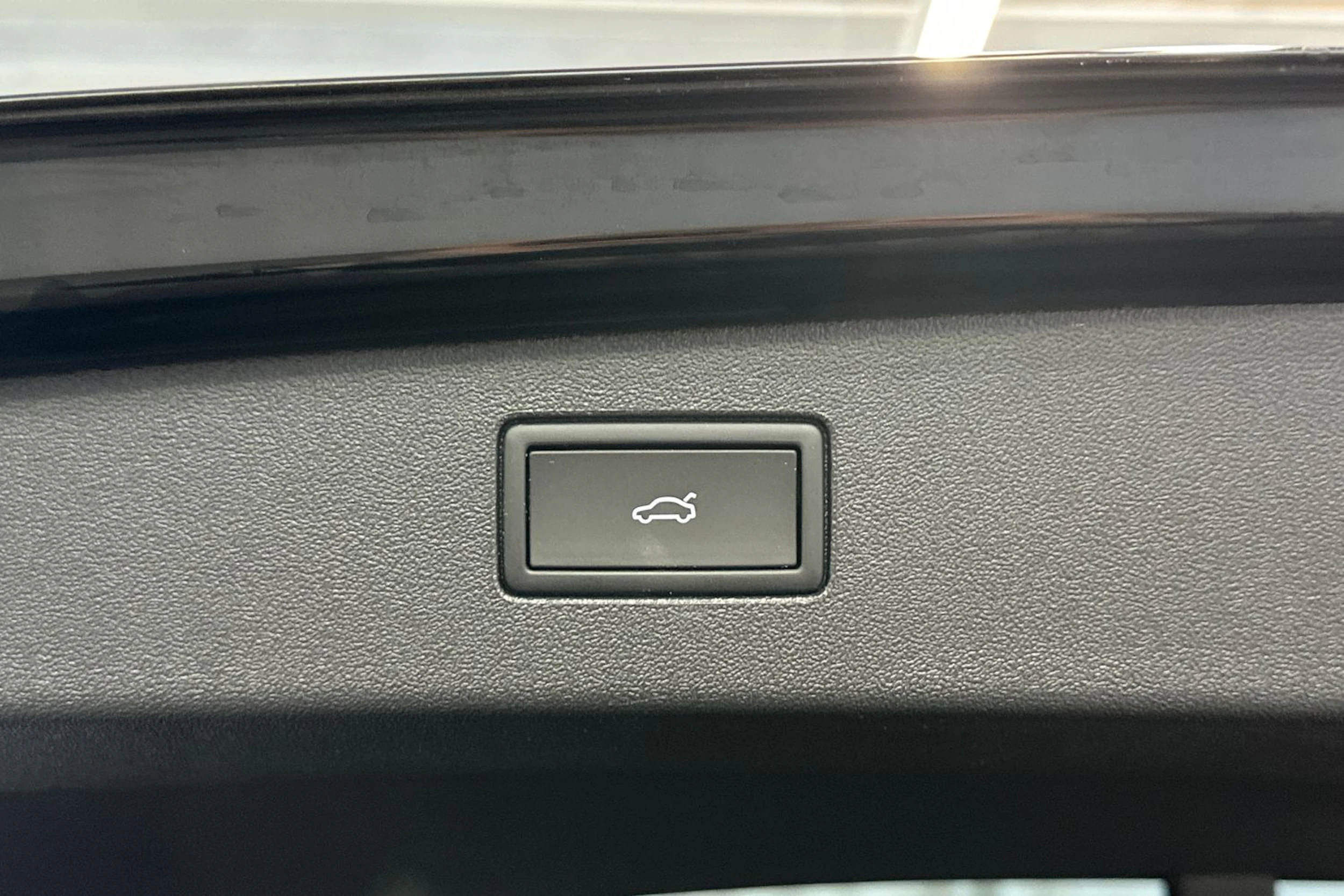 musta Volkswagen Tiguan 2026 kuva 15.