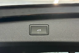 musta Volkswagen Tiguan 2026 kuva 15.