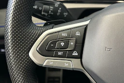 musta Volkswagen Tiguan 2026 kuva 18.