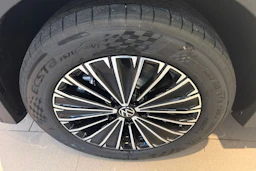 valkoinen Volkswagen Tiguan 2026 kuva 10.
