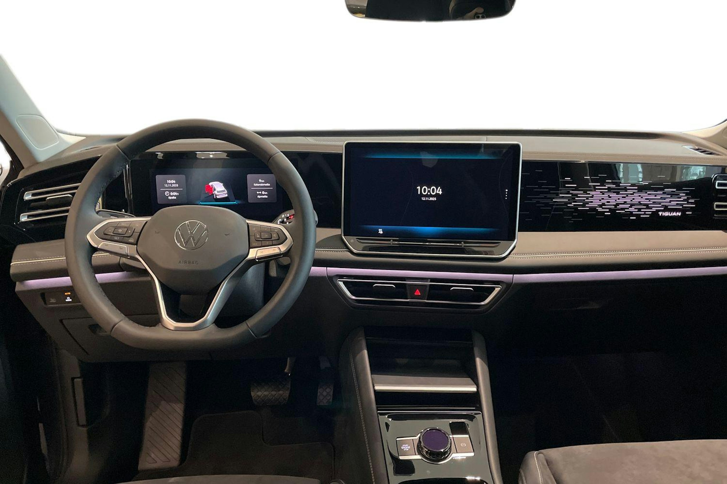 harmaa Volkswagen Tiguan 2026 kuva 7.