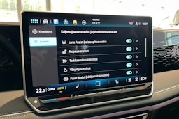 harmaa Volkswagen Tiguan 2026 kuva 13.