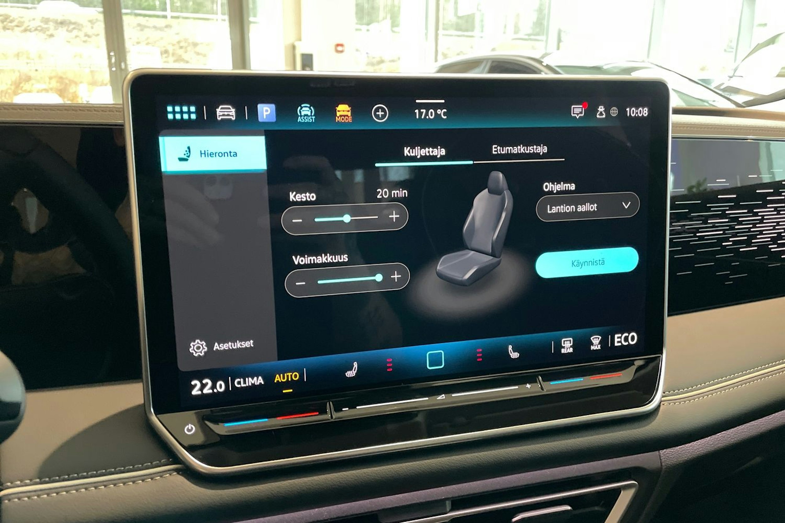 harmaa Volkswagen Tiguan 2026 kuva 16.