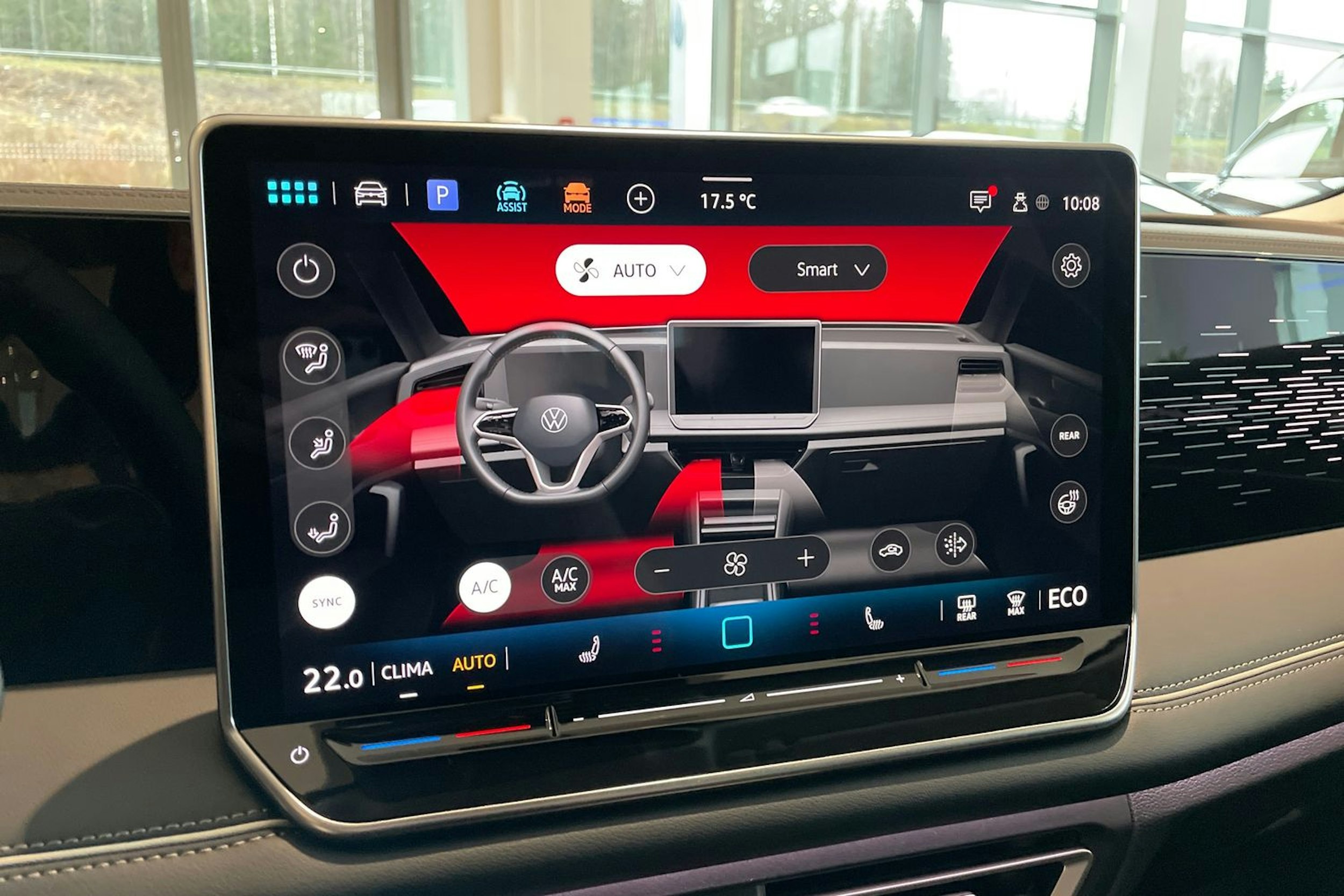 harmaa Volkswagen Tiguan 2026 kuva 17.