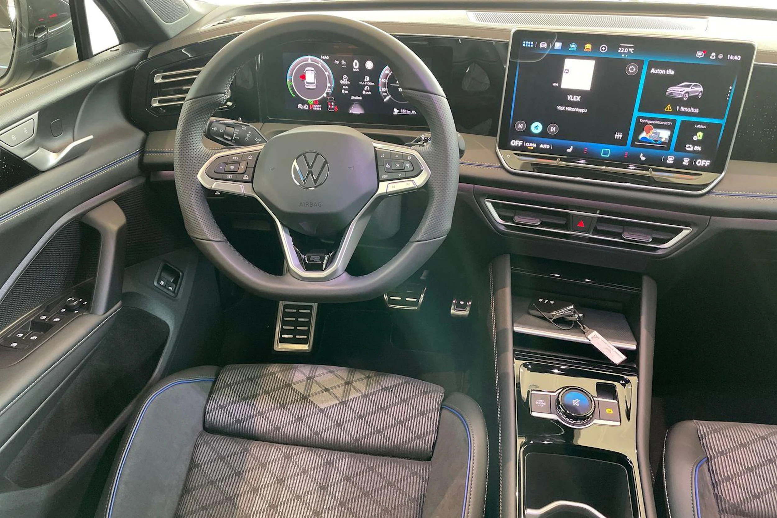 harmaa Volkswagen Tiguan 2026 kuva 7.