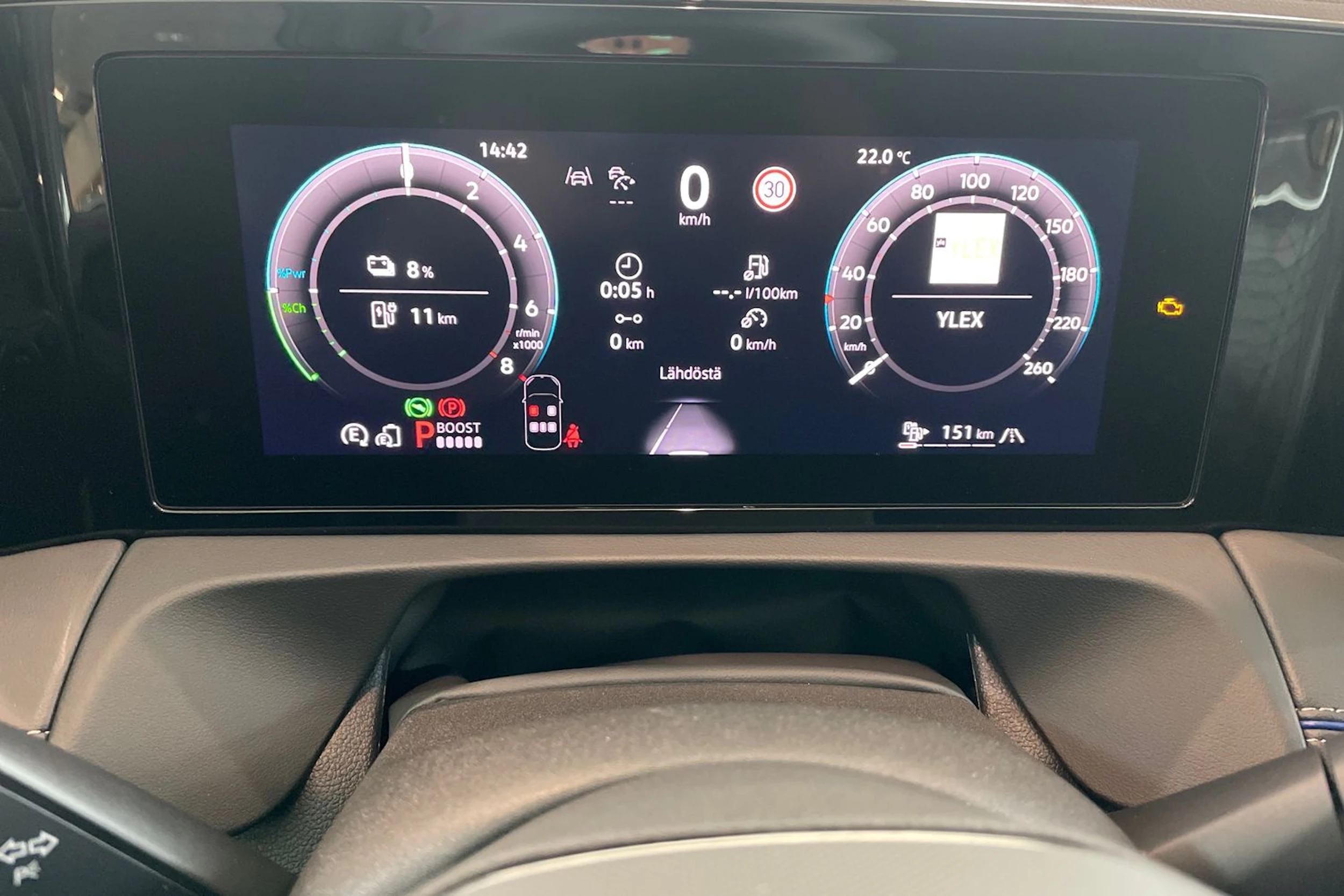 harmaa Volkswagen Tiguan 2026 kuva 12.