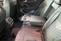 harmaa Volkswagen Tiguan 2026 kuva 19.