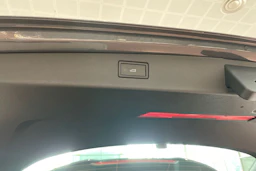 harmaa Volkswagen Tiguan 2026 kuva 22.