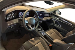 vihreä Volkswagen Tiguan 2026 kuva 6.