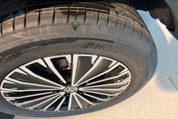 vihreä Volkswagen Tiguan 2026 kuva 10.