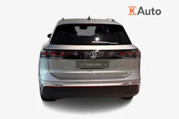 harmaa Volkswagen Tiguan 2026 kuva 3.