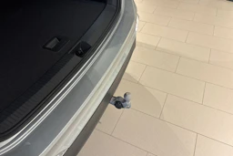 harmaa Volkswagen Tiguan 2026 kuva 11.