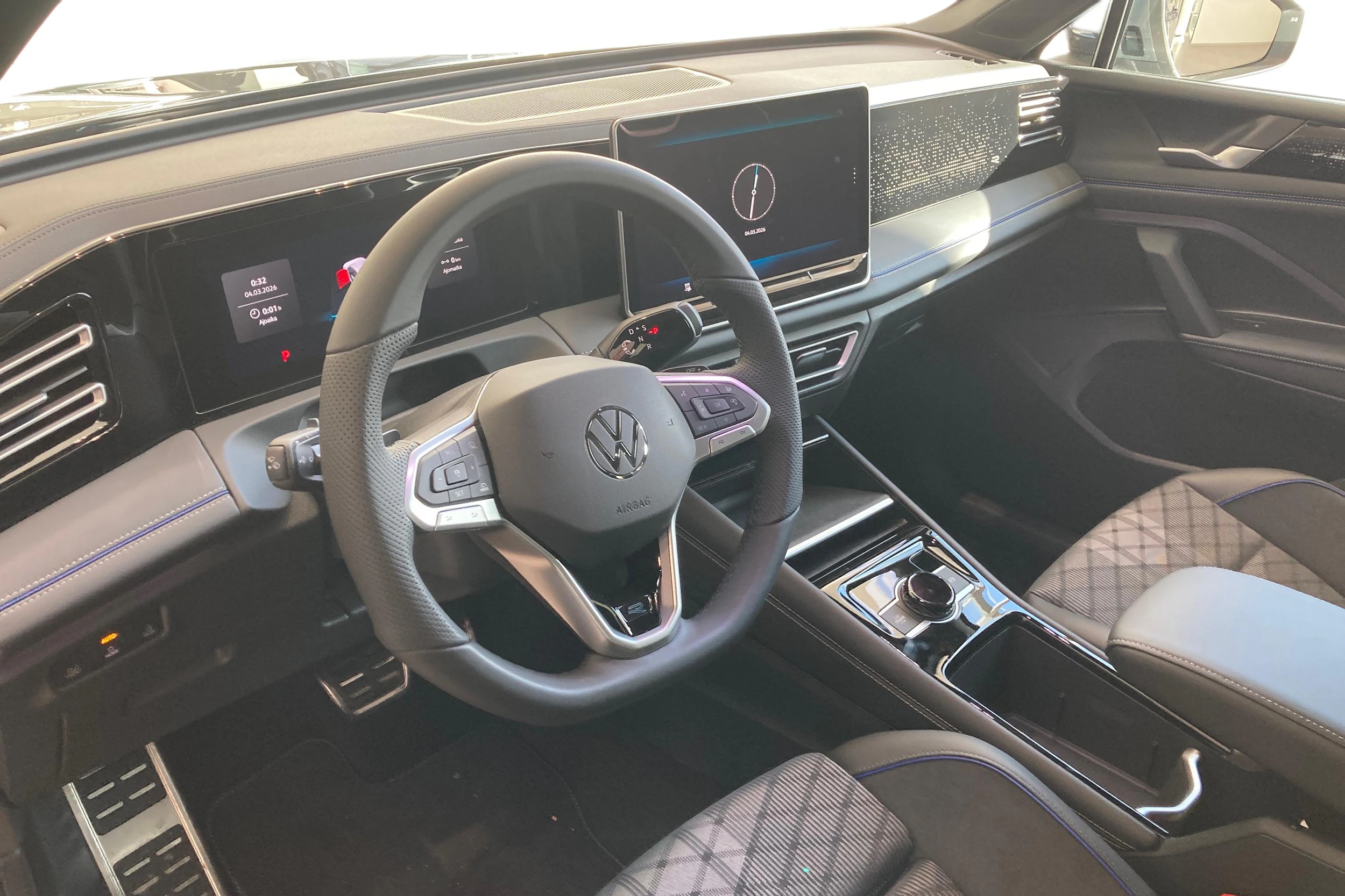 harmaa Volkswagen Tiguan 2026 kuva 6.