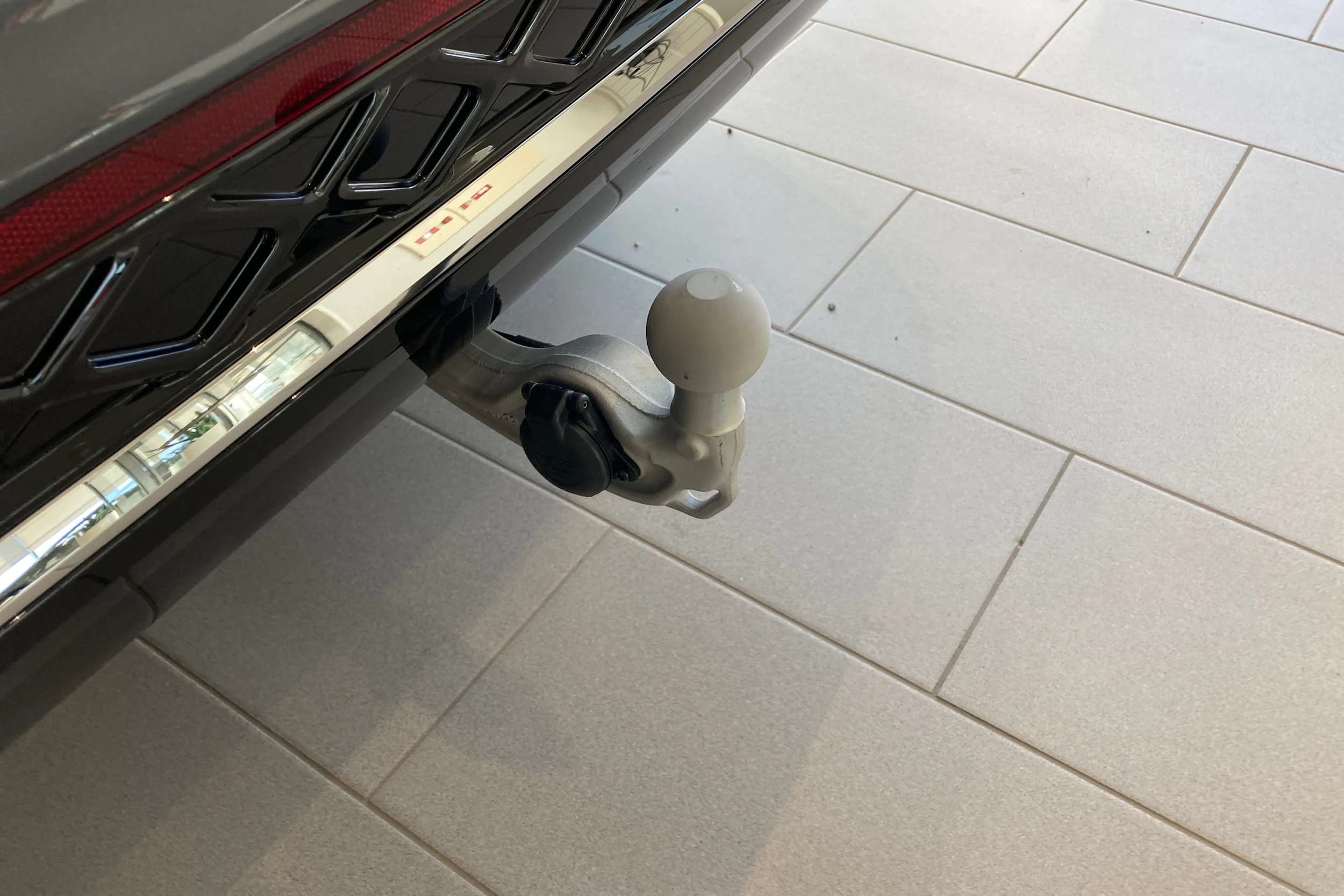 harmaa Volkswagen Tiguan 2026 kuva 21.