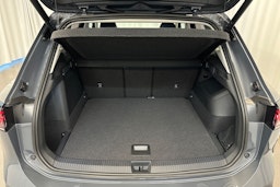 harmaa Volkswagen Tiguan 2026 kuva 11.