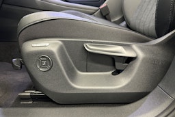 harmaa Volkswagen Tiguan 2026 kuva 29.