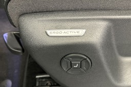 harmaa Volkswagen Tiguan 2026 kuva 30.