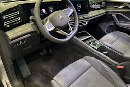 harmaa Volkswagen Tiguan 2026 kuva 6.