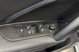 harmaa Volkswagen Tiguan 2026 kuva 13.