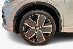 harmaa Volkswagen Tiguan 2026 kuva 9.