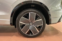 harmaa Volkswagen Tiguan 2026 kuva 10.