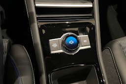 harmaa Volkswagen Tiguan 2026 kuva 15.